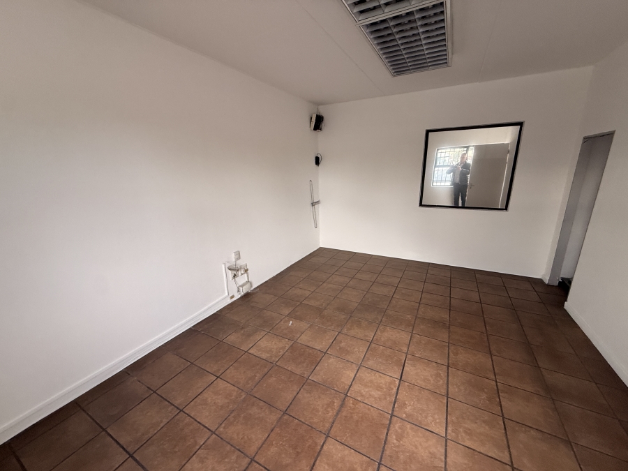 To Let Commercial Property for Rent in Bellville South Western Cape